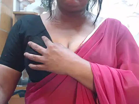Snapshot of desi-maisa130 chatting on July 2026 05:41:01 PM desi-maisa130 online show from July 2026 05:41:01 PM