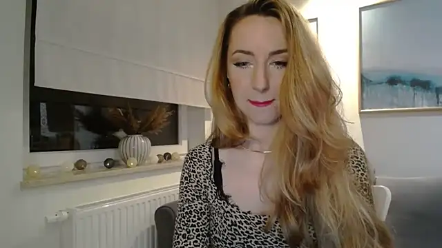 JulietteDiamond online show from March 2025 07:25:02 PM