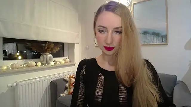 JulietteDiamond online show from November 2025 09:14:01 PM