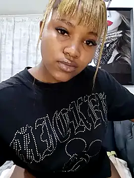 Snapshot of charmainexxx chatting on November 2025 08:13:01 PM charmainexxx online show from November 2025 08:13:01 PM