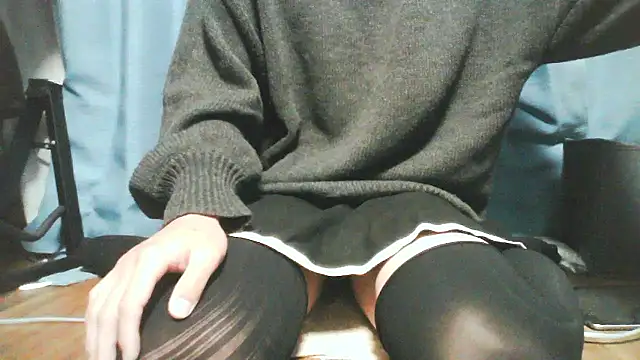 rui0121 online show from April 2026 06:44:02 PM