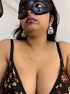 Snapshot of Lovley_Eesha chatting on April 2026 05:29:01 PM Lovley Eesha online show from April 2026 05:29:01 PM