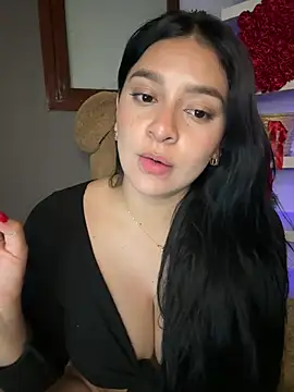 Snapshot of sarasoto_1 chatting on February 2025 08:22:01 PM sarasoto 1 online show from February 2025 08:22:01 PM