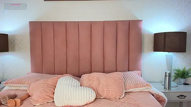 celine golden1 online show from November 2025 10:58:01 PM