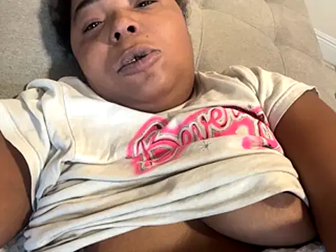 JCCaramelbarbie1 online show from November 2025 12:26:01 PM