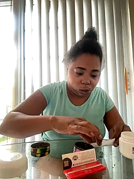 JCCaramelbarbie1 online show from November 2025 12:39:02 PM