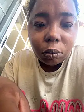 JCCaramelbarbie1 online show from November 2025 04:18:01 PM