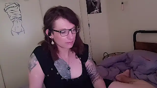 cassiemichellexx online show from April 2026 12:17:01 AM