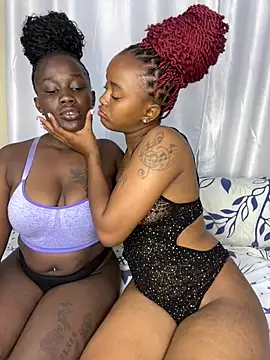Doublefreaks online show from October 2025 10:08:02 PM