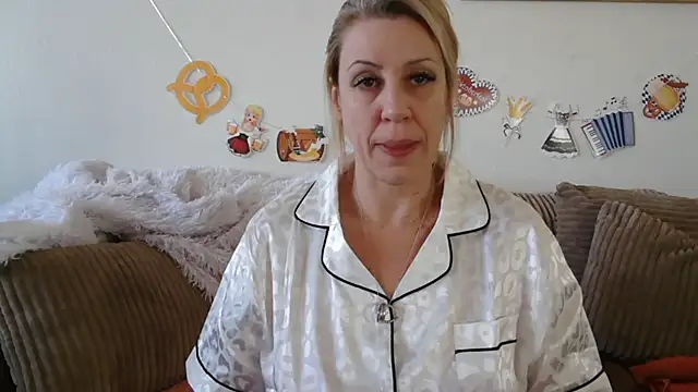 VegasDani online show from September 2025 07:10:02 PM
