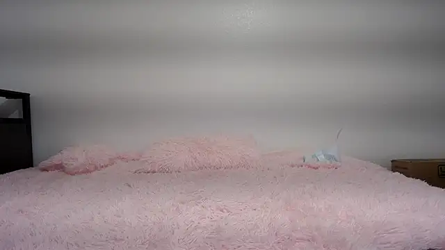 QueenLolaX online show from March 2026 05:29:02 AM