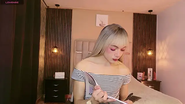 Megan Do Santos online show from January 2026 02:42:01 PM