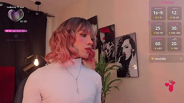 Megan Do Santos online show from October 2025 08:09:02 PM