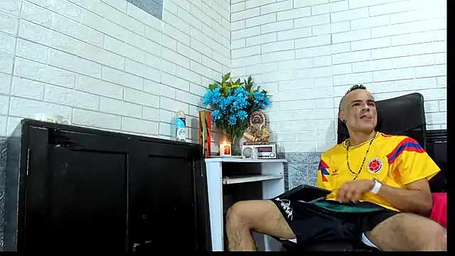 GeorgeZarrate online show from June 2026 07:20:02 PM