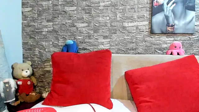 kalindahot online show from November 2025 07:03:01 PM