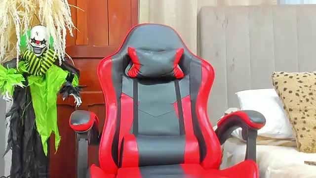 Snapshot of angel_adamx chatting on October 2025 03:17:01 AM angel adamx online show from October 2025 03:17:01 AM