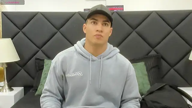 Snapshot of angel_adamx chatting on November 2025 03:32:02 AM angel adamx online show from November 2025 03:32:02 AM