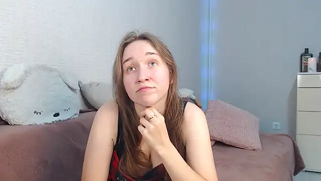 lovely hayley online show from September 2025 08:49:02 PM