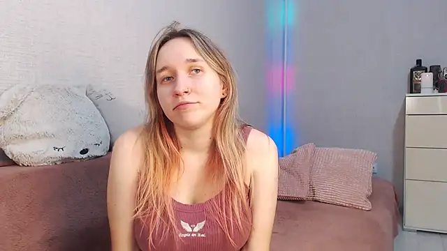 lovely hayley online show from December 2025 10:34:02 PM