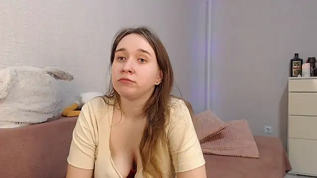 lovely hayley online show from March 2025 08:42:02 PM