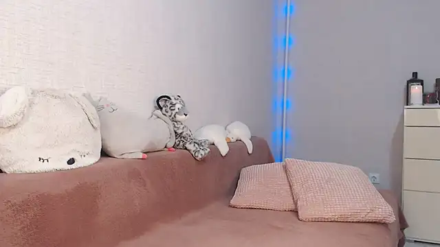 lovely hayley online show from November 2025 09:40:02 PM