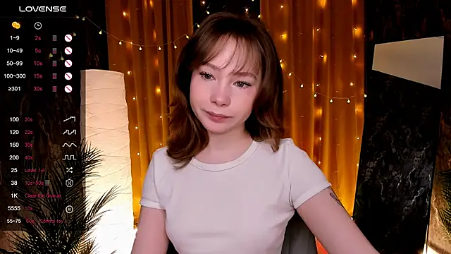 LanaBlu  online show from February 2026 02:33:02 AM