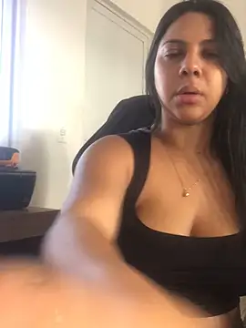 bellinii07 online show from April 2026 02:29:02 PM