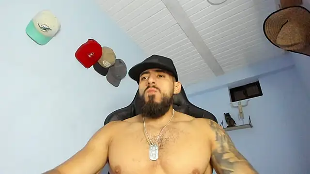 Snapshot of _Poseidon1_ chatting on October 2025 04:24:02 AM Poseidon1 online show from October 2025 04:24:02 AM