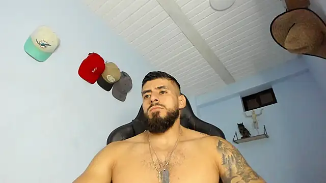 Snapshot of _Poseidon1_ chatting on September 2025 04:40:02 AM Poseidon1 online show from September 2025 04:40:02 AM