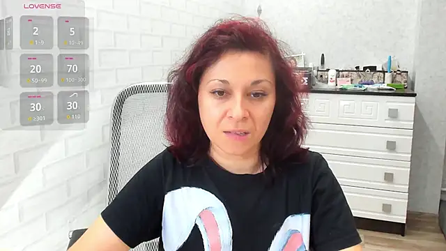 TeasyLana online show from November 2025 12:27:02 PM