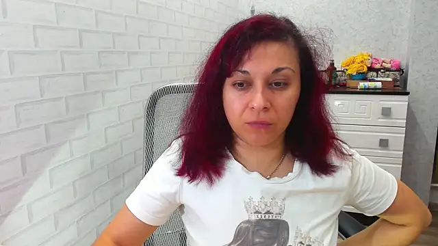 TeasyLana online show from December 2024 04:39:01 PM