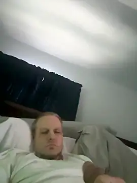 VixyGang online show from January 2026 06:23:01 PM