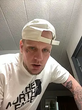 VixyGang online show from October 2025 05:03:01 PM