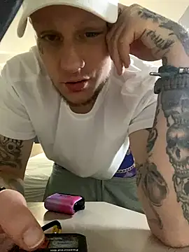 VixyGang online show from October 2025 05:53:02 AM