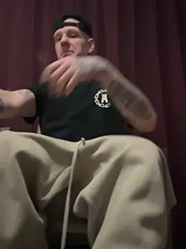 VixyGang online show from February 2026 07:19:02 AM