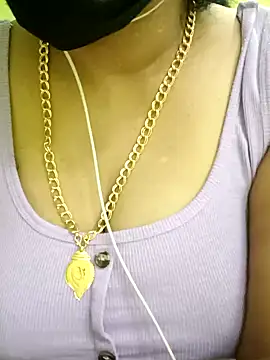 Aishu-tamil09 online show from December 2024 06:26:02 PM