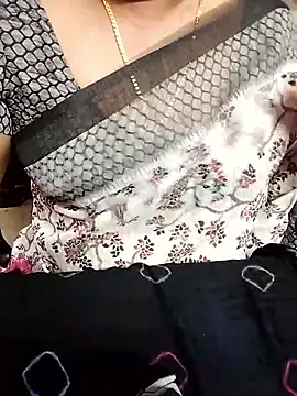 Aishu-tamil09 online show from January 2026 05:19:02 PM