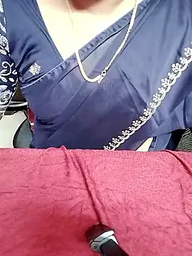 Aishu-tamil09 online show from January 2026 04:02:02 PM