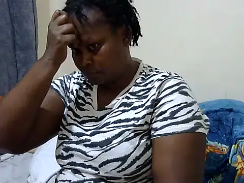 Pretty lilly02 online show from April 2026 07:37:02 PM