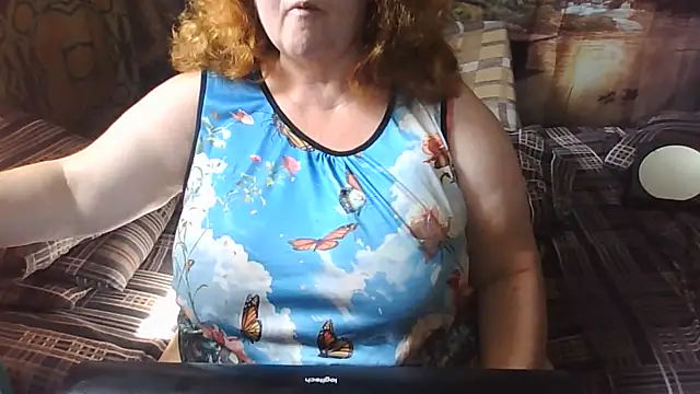Snapshot of RoseRed69 chatting on July 2026 07:04:01 AM RoseRed69 online show from July 2026 07:04:01 AM