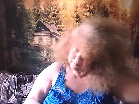 Snapshot of RoseRed69 chatting on June 2026 11:28:02 PM RoseRed69 online show from June 2026 11:28:02 PM