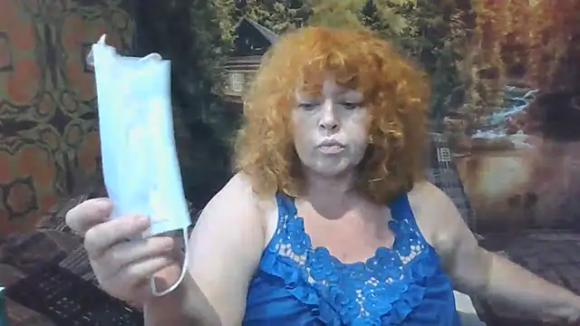 Snapshot of RoseRed69 chatting on July 2026 04:02:01 AM RoseRed69 online show from July 2026 04:02:01 AM