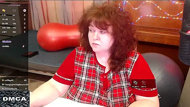 Snapshot of RoseRed69 chatting on March 2025 10:40:02 AM RoseRed69 online show from March 2025 10:40:02 AM