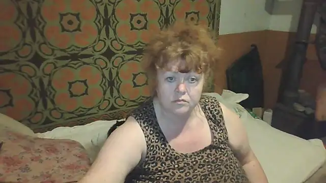 Snapshot of RoseRed69 chatting on September 2025 03:00:02 PM RoseRed69 online show from September 2025 03:00:02 PM