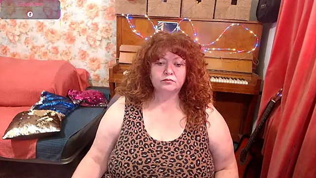 RoseRed69 online show from December 2025 04:33:02 AM