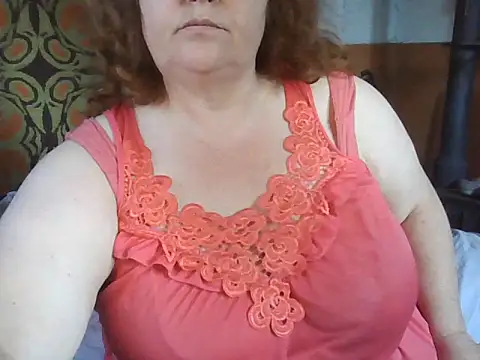 Snapshot of RoseRed69 chatting on September 2025 01:17:01 AM RoseRed69 online show from September 2025 01:17:01 AM