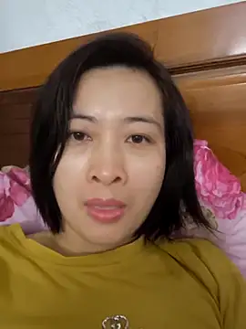 Snapshot of Sweets24 chatting on March 2025 11:46:01 PM Sweets24 online show from March 2025 11:46:01 PM