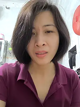 Snapshot of Sweets24 chatting on March 2025 10:49:01 PM Sweets24 online show from March 2025 10:49:01 PM