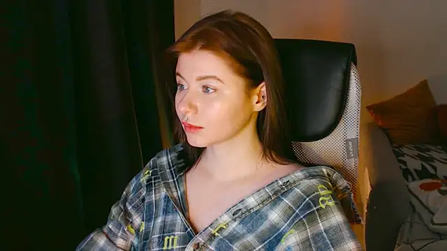 xoxoavi online show from January 2025 09:57:01 PM