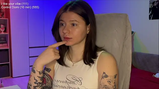 xoxoavi online show from April 2026 03:24:01 PM